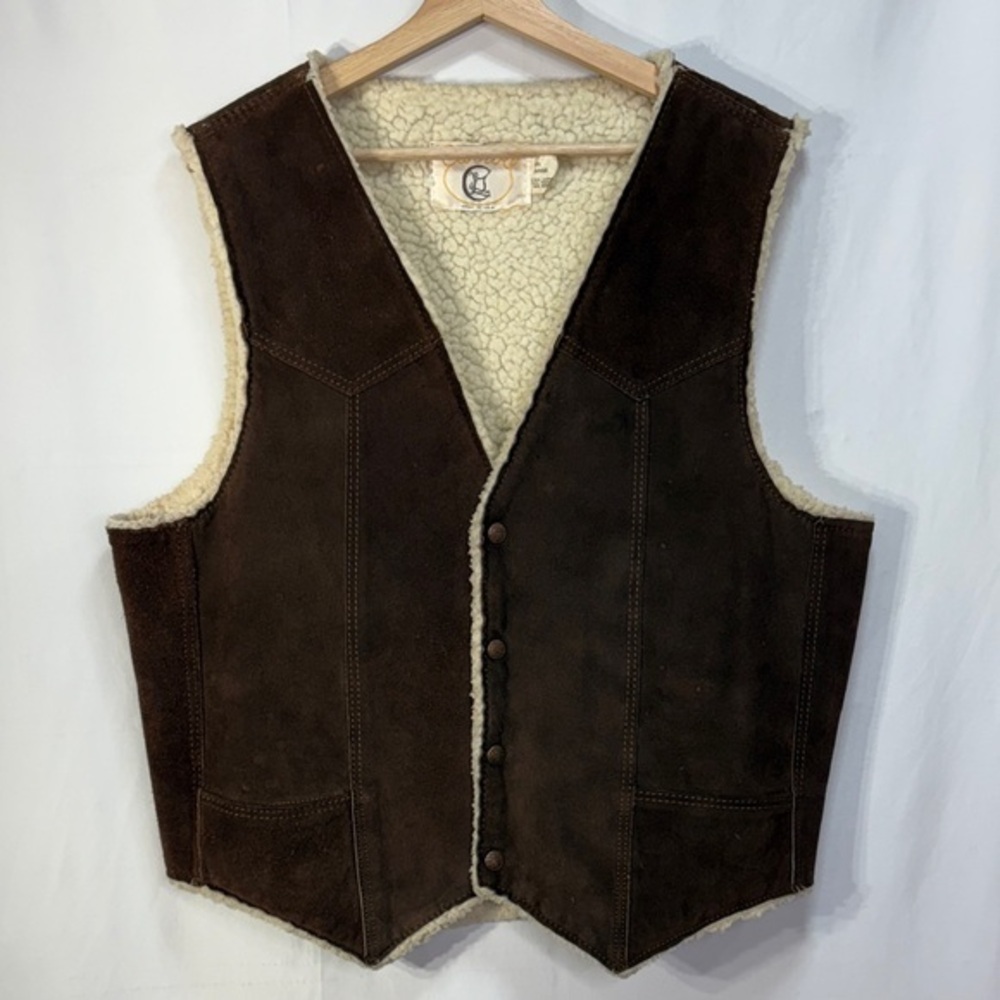 🦀 vtg Carroll Brown suede faux Shearling Vest